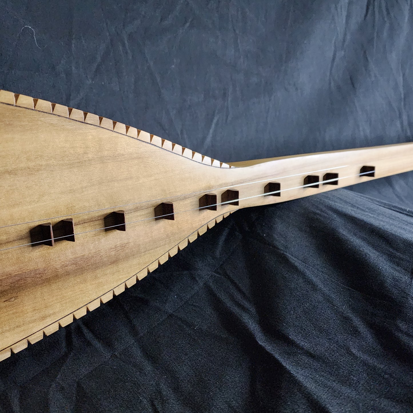 The Philippine Boat Lute