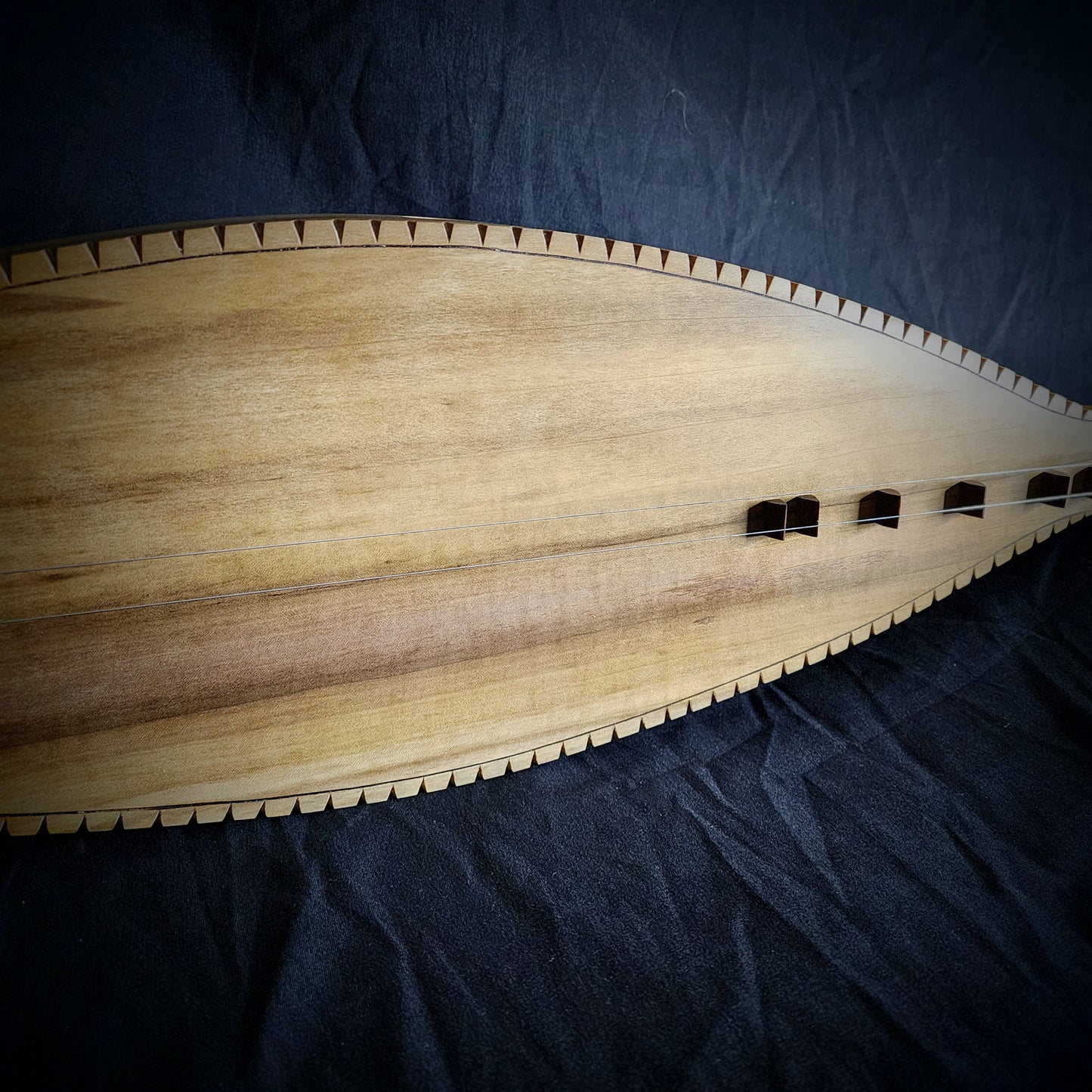 The Philippine Boat Lute