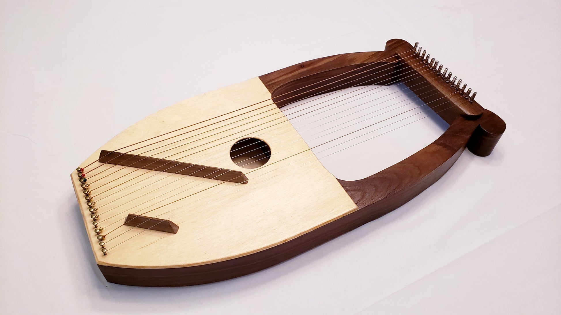 David's Harp 14 Stringed: Right Side View