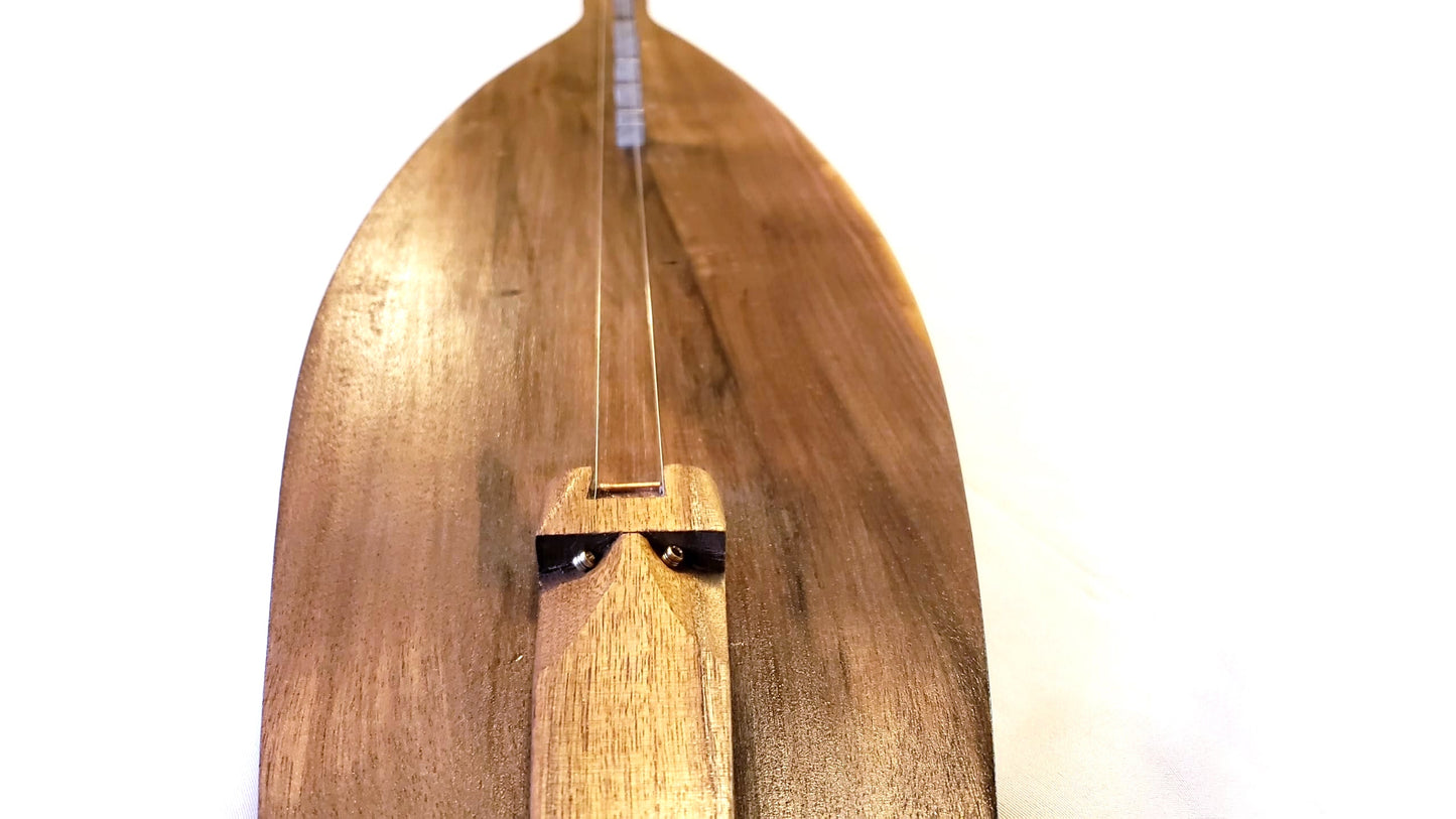 The Boat Lute