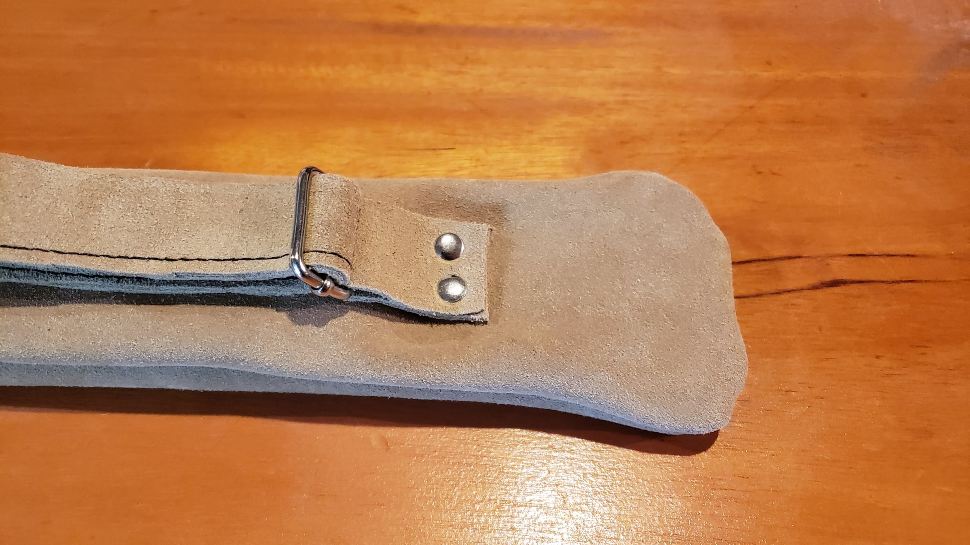Genuine Leather Case for Flutes: Adjustable Strap Bottom